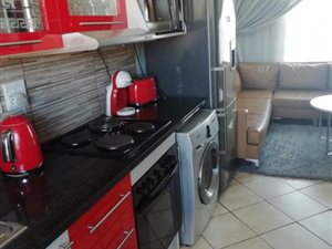 2 Bed Flat in Olievenhoutbosch