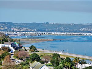 519 m² Land available in Kanonkop