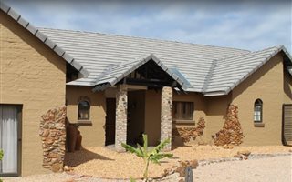 3 Bedroom House in Vyf Brakke Fontein