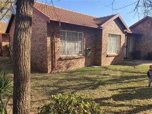 3 Bed Simplex in Meyerspark