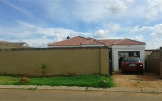 3 Bedroom House in Lawley