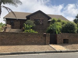 3.5 Bed House in Heldervue