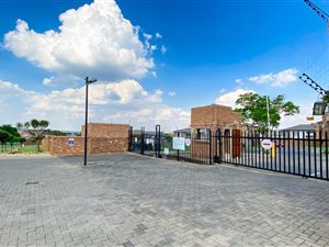 2 Bed Townhouse in Erand Gardens