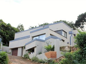 4 Bed House in Trafalgar