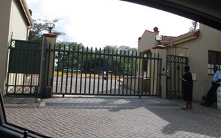3 Bedroom Apartment in Riverside Park