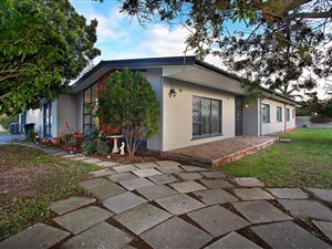 4 Bed House in Silver Oaks