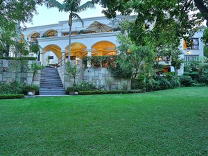 5 Bed House in Duxberry
