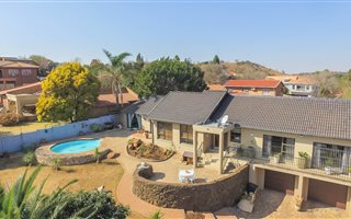 3 Bedroom House in Glenvista