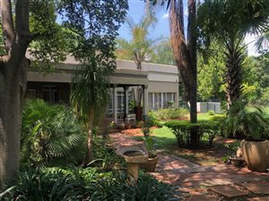 8565 m² Farm in Waterkloof
