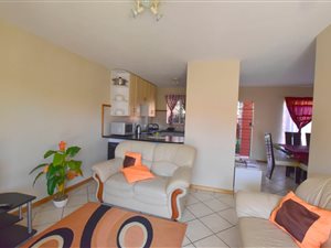 2 Bed Townhouse in Moreleta Park