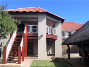 6 Bed House in Buffelsdrift