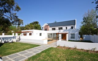 4 Bedroom House in Parel Vallei