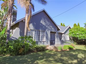 4 Bed House in Meyerspark