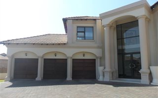 5 Bedroom House in The Wilds