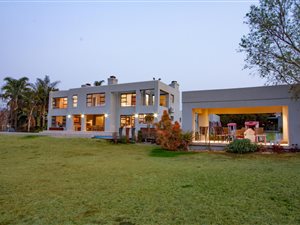3 Bed House in Blue Hills Country Estate