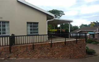 3 Bedroom Simplex in Dawncliffe