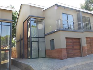 2 Bed Townhouse in Lynnwood Manor