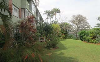 2 Bedroom Apartment in Amanzimtoti
