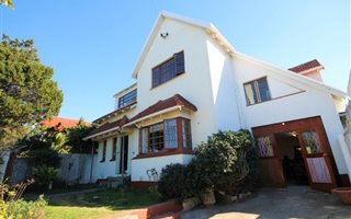 4 Bedroom House in Baysville
