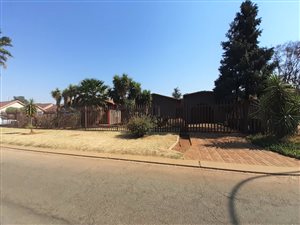 3 Bed House in Westonaria