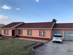 5 Bed House in Stutterheim