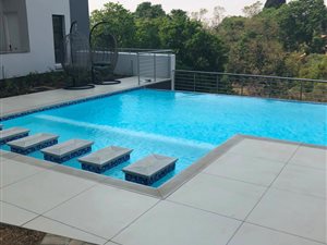 1 Bed Flat in Menlyn