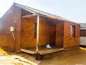 2 Bed House in Orlando East