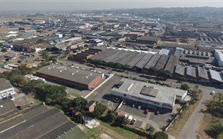 4900 m² Industrial space in Jacobs