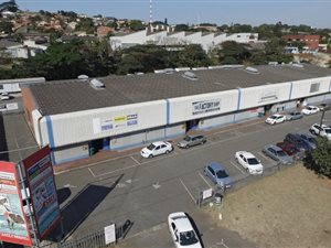 4900 m² Industrial space in Jacobs