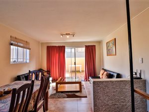 3 Bed Apartment in Stellenbosch Central