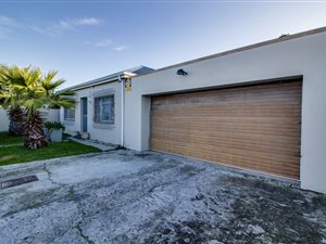 3 Bed House in Crawford