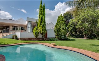 4 Bedroom House in Morningside Manor