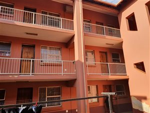 2 Bed Townhouse in Commercia