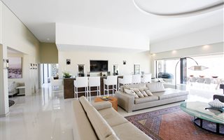 7 Bedroom House in Dunblane Estate