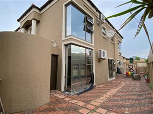 4 Bed House in Brixton