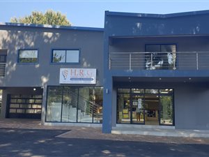 968 m² Office Space in Northmead
