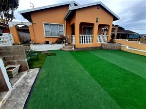 4 Bed House in Sunford