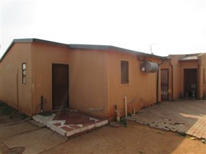 3 Bed House in Roodekop