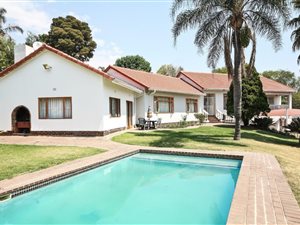 3 Bedroom House in Bramley