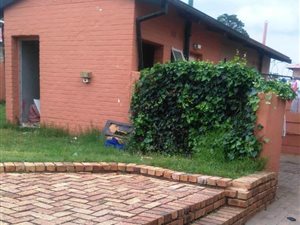 3 Bed House in Crown Gardens