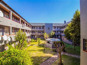 3 Bed Apartment in Benoni Central