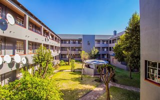 3 Bedroom Apartment in Benoni Central