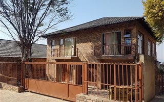 3 Bedroom Duplex in West Acres
