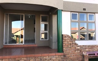 2 Bedroom Apartment in Winchester Hills
