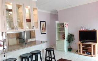 3 Bedroom Apartment in St Michaels on Sea