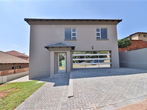 3 Bed House in Ninapark