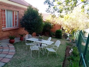 3 Bed Townhouse in Elandsrand