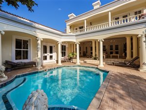 4 Bed House in Dainfern Golf Estate