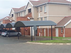 2 Bed Apartment in Chloorkop