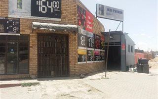 Commercial space in Roodewal and surrounds